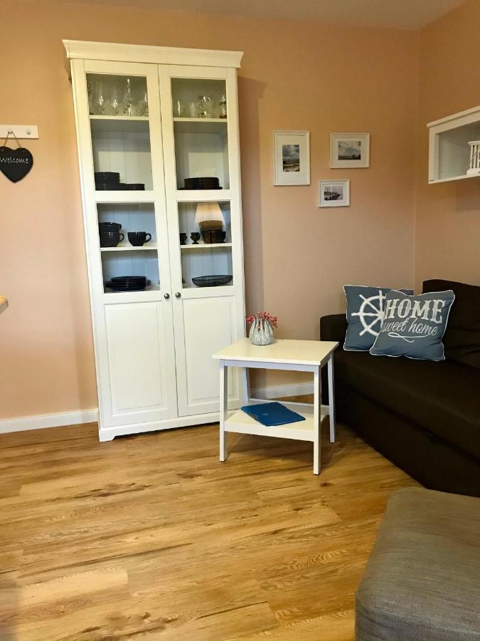 Ferienwohnung "Alter Gutshof" Huehnergott Sellin  Εξωτερικό φωτογραφία